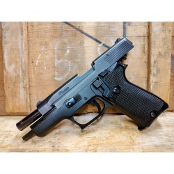 Pistolet SIG-Sauer P220 kal. 9x19 mm wczesny, IDEALNY