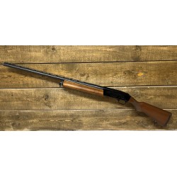 Strzelba Mossberg 9200 kaliber 12/76  semi-auto