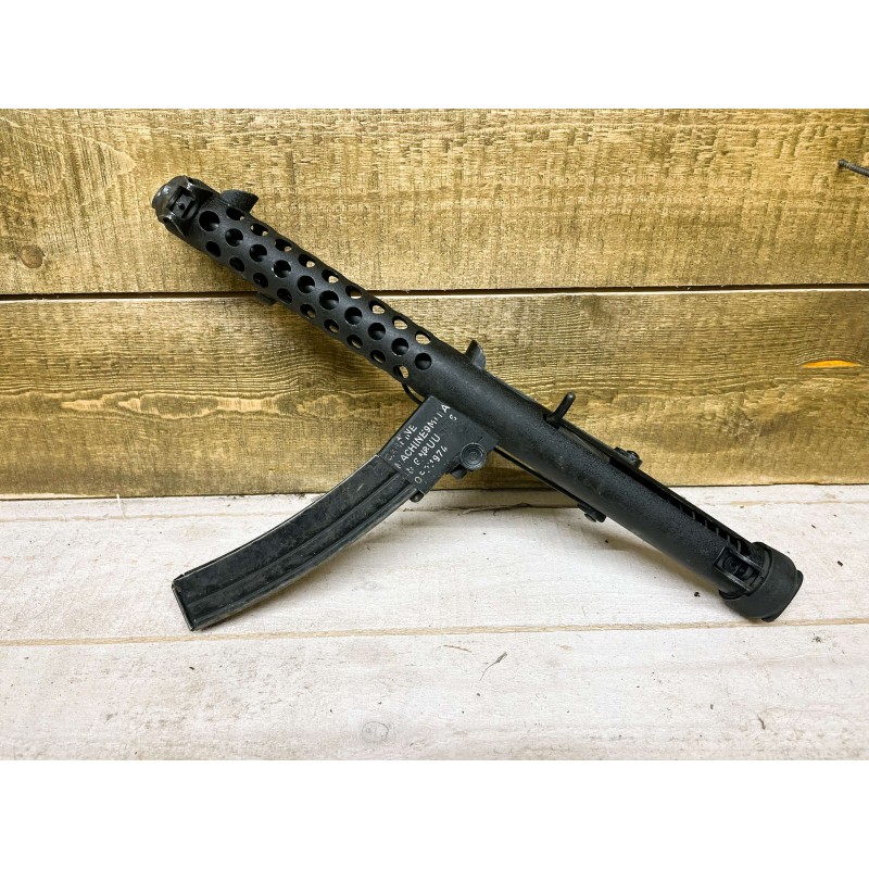 Pistolet maszynowy Sterling kaliber 9x19 - semi auto - używany