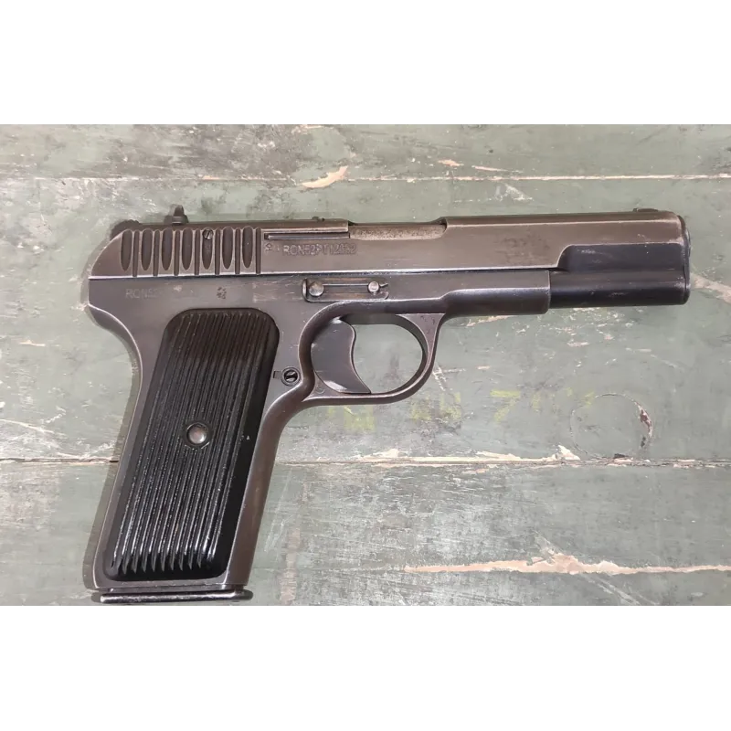 Pistolet TT wz. 33 Tokarev (TT-33)  F.B RADOM (11) 1952