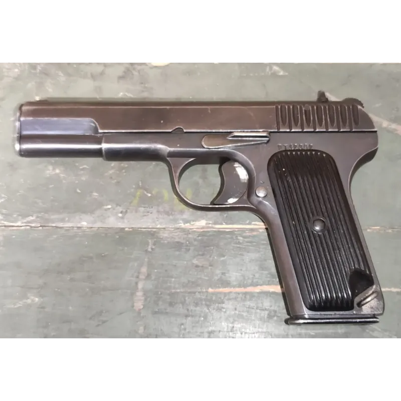 Pistolet TT wz. 33 Tokarev (TT-33)  F.B RADOM (11) 1952