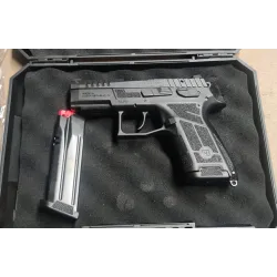 Pistolet CZ P- 09 C NOCTURNE