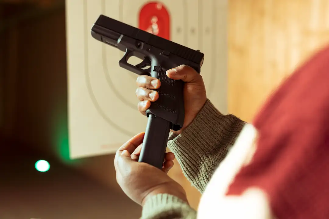 Budowa pistoletu Glock 17 – najważniejsze elementy i zasada działania - 2